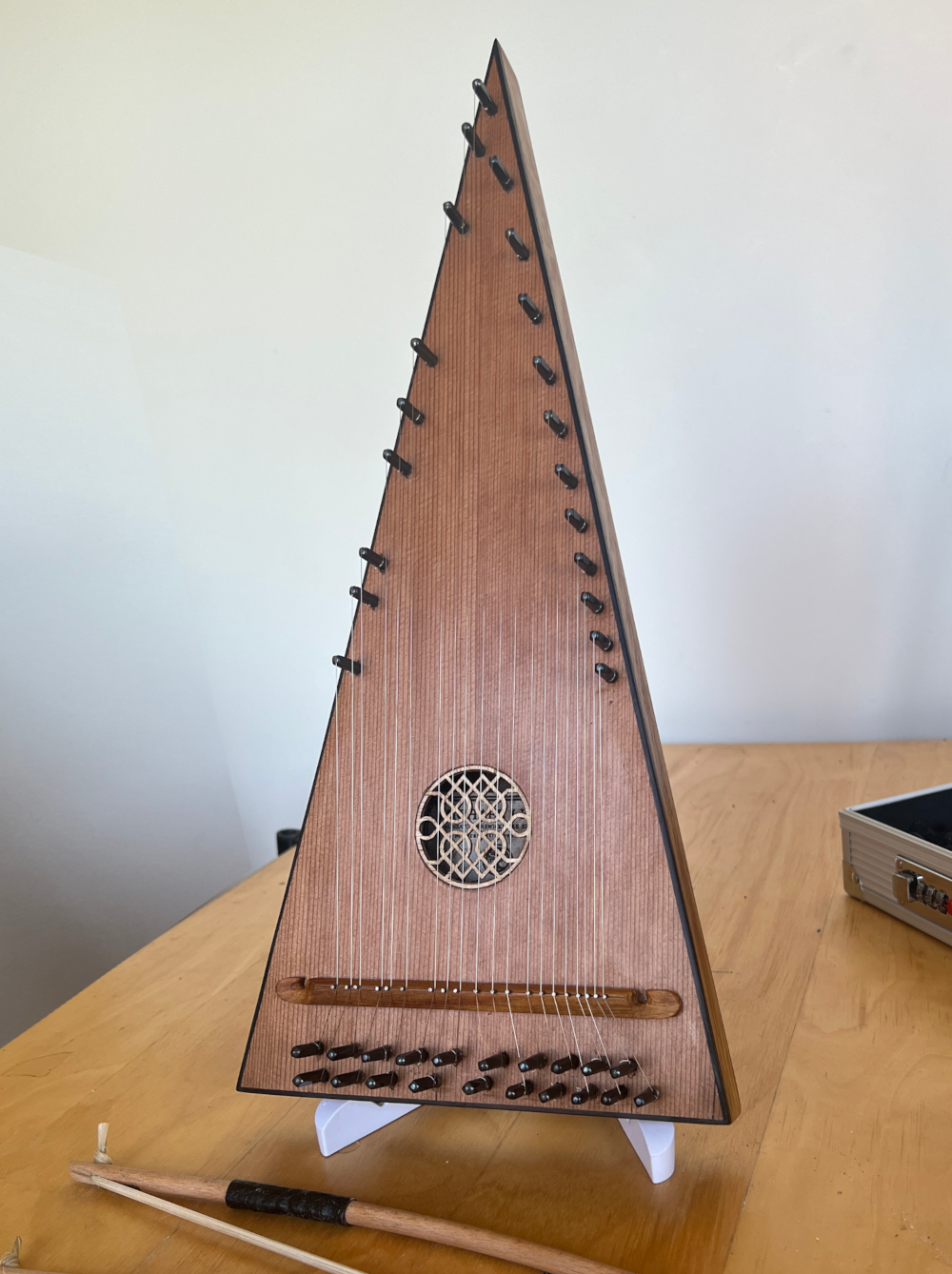 New 2025 Oak soprano bowed pslatery with bow