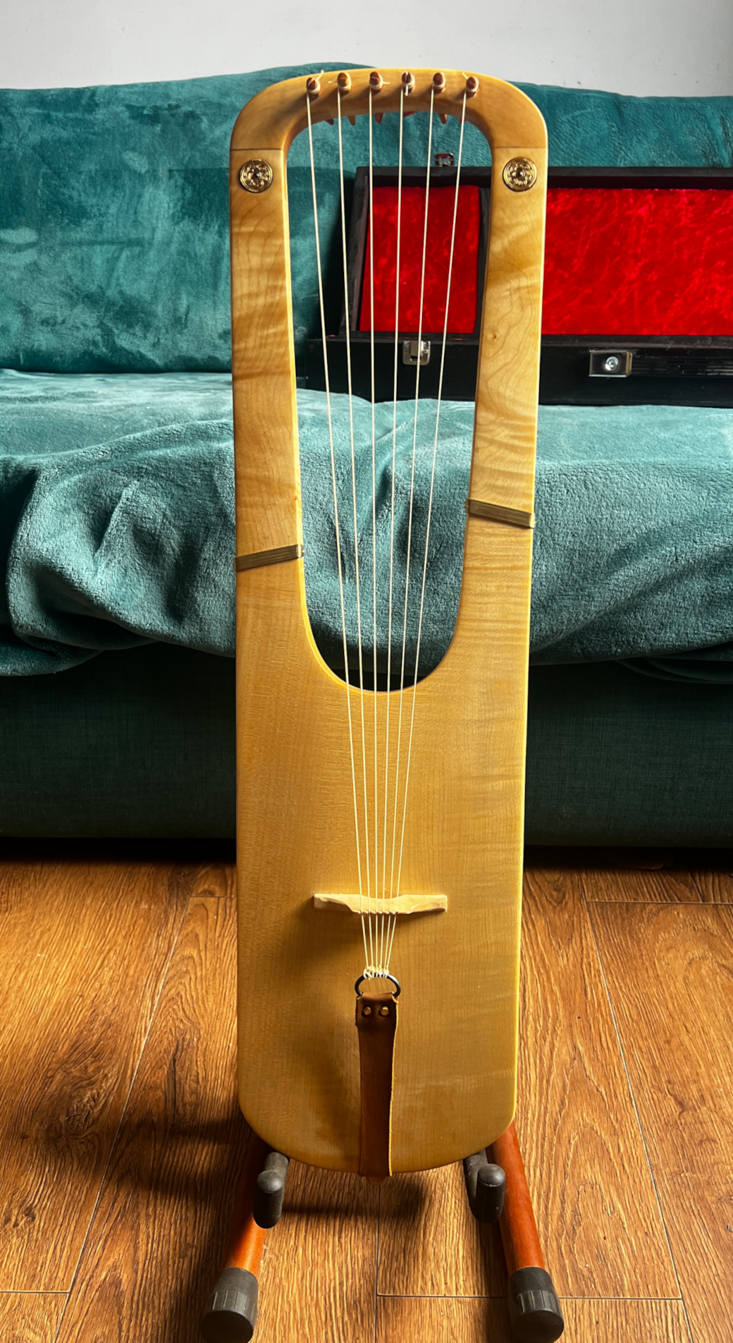 Linseed oil finished maple  top lyre 2021