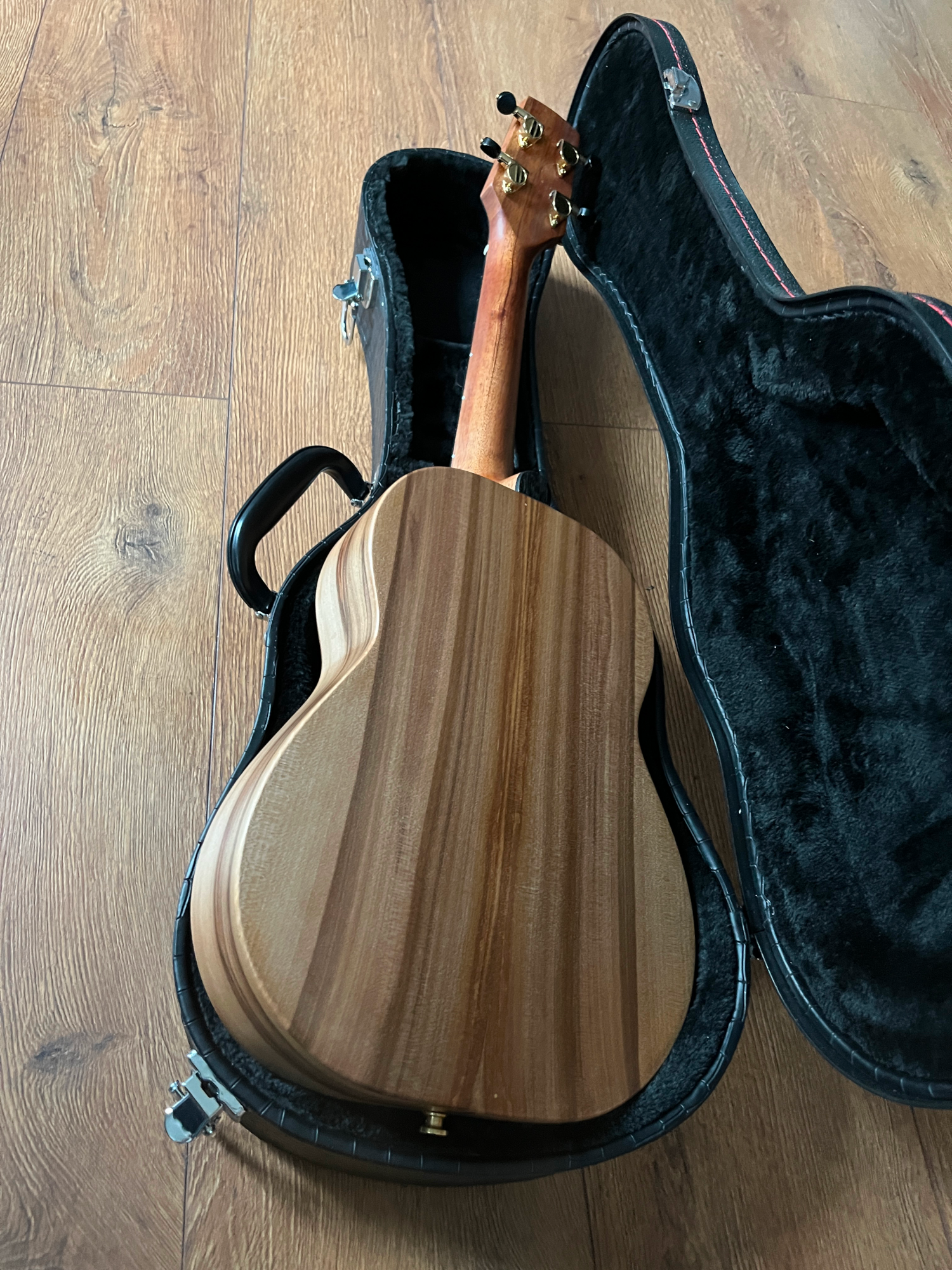 back of mjk tenor ukulele red gum /satin walnut wood